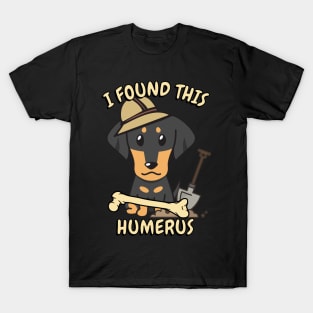 Funny dachshund is an archaeologist T-Shirt